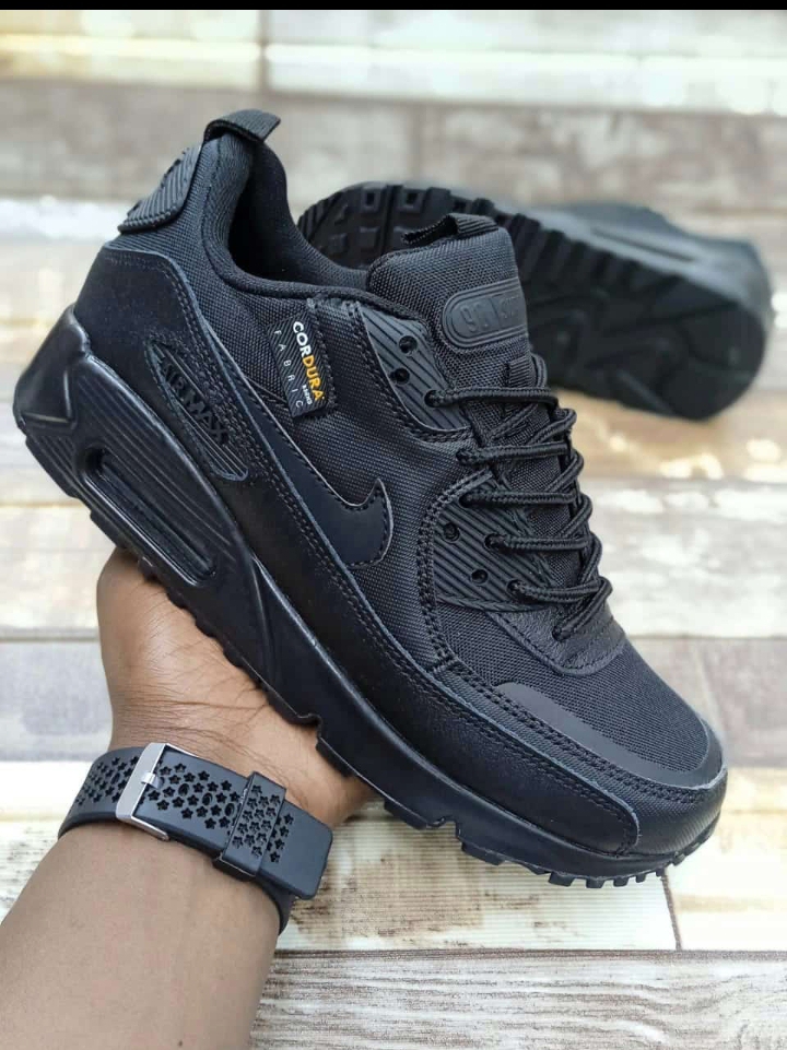 Airmax 90 surplus