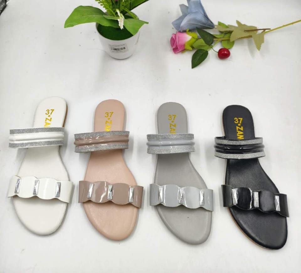 Ladies Flat Sandles