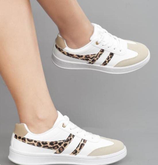 Ladies casual