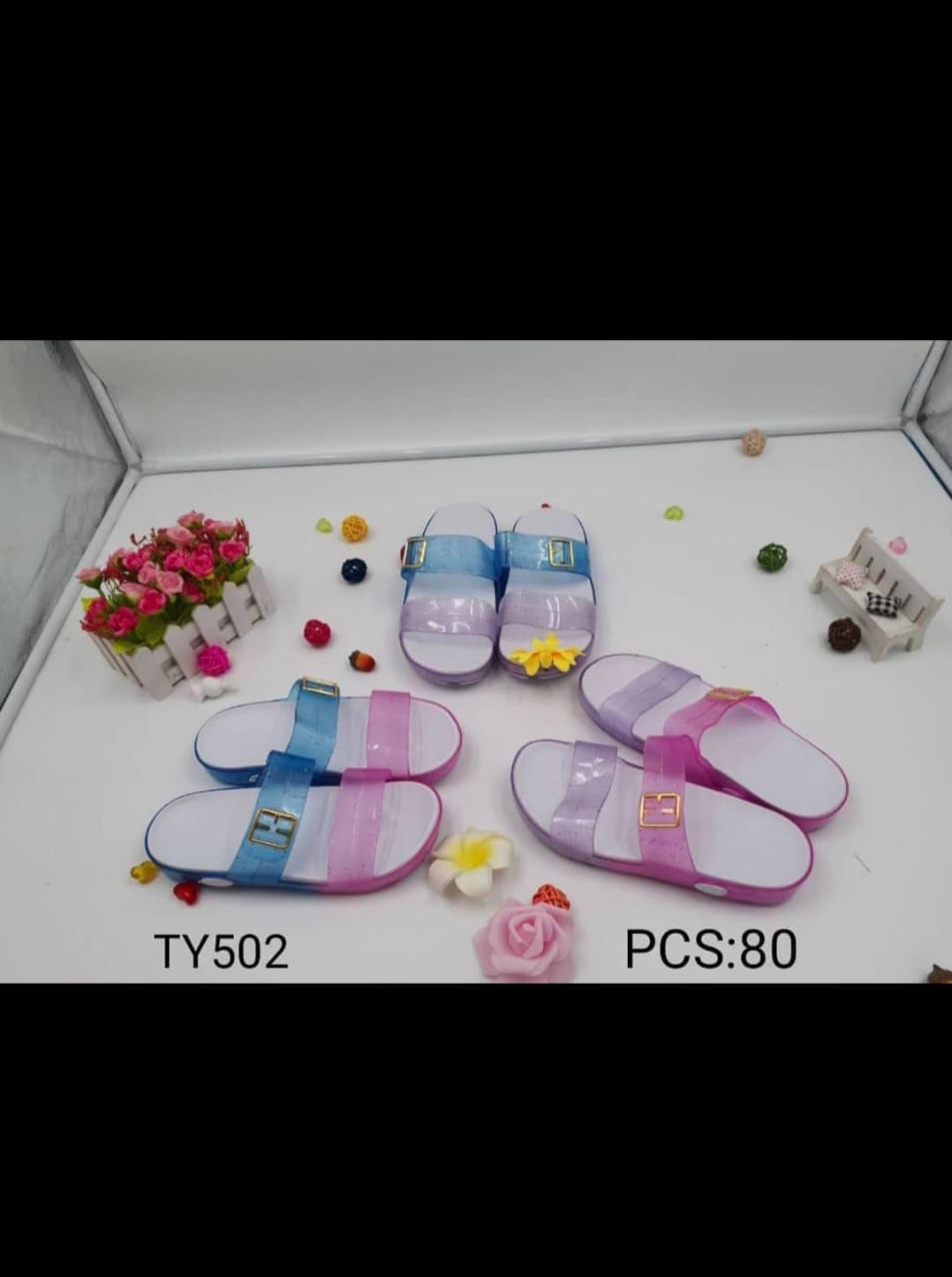 Ladies fashion sandals