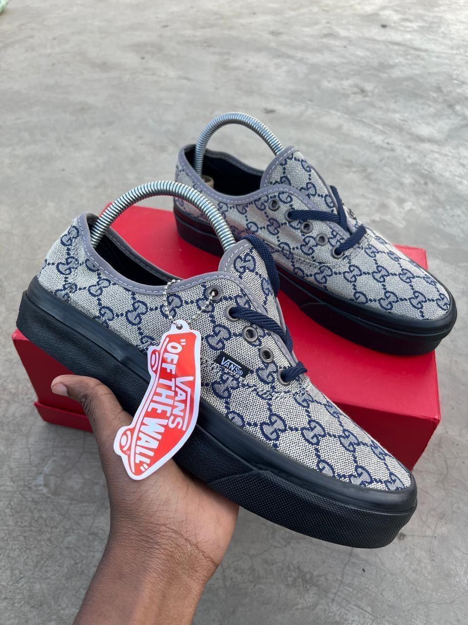Vans of the wall Gucci