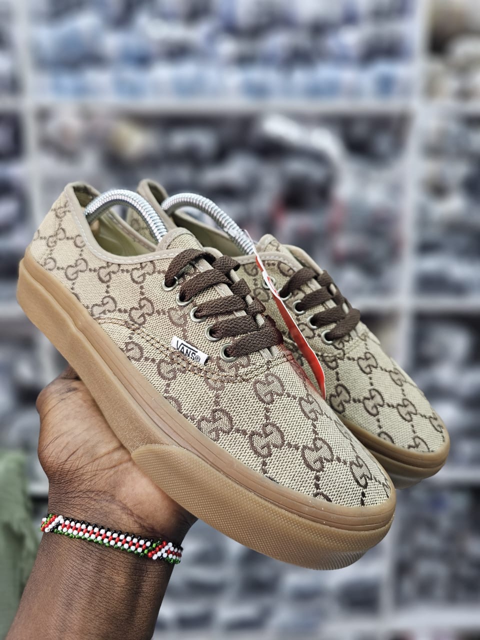 Vans of the wall Gucci